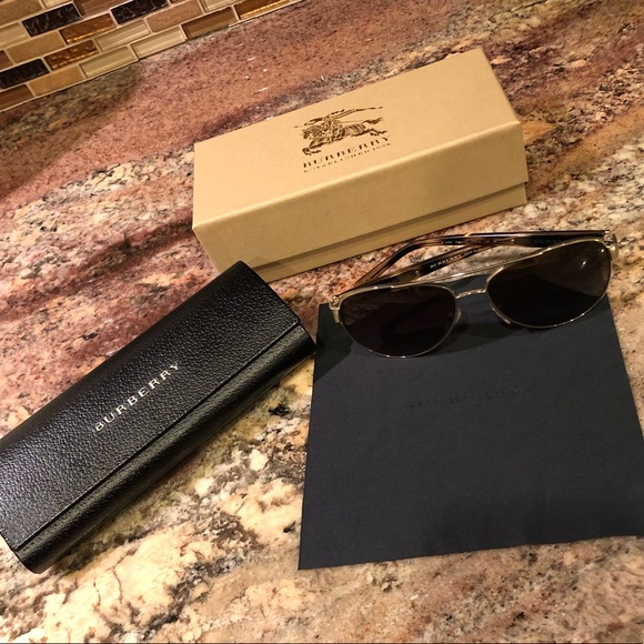 burberry b3084